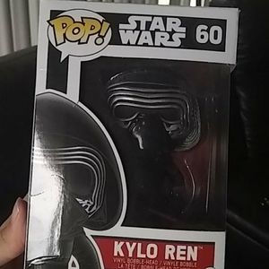 Pop figure Kylo Ren